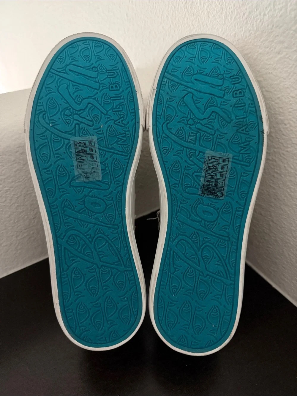 NWOT Blowfish White Platform Sneakers.